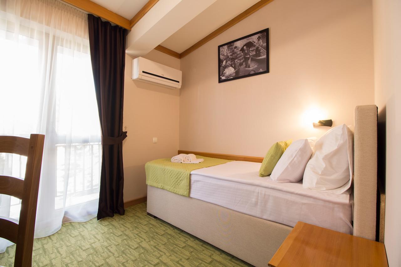 Hotel Yugoslavia Никшич Экстерьер фото