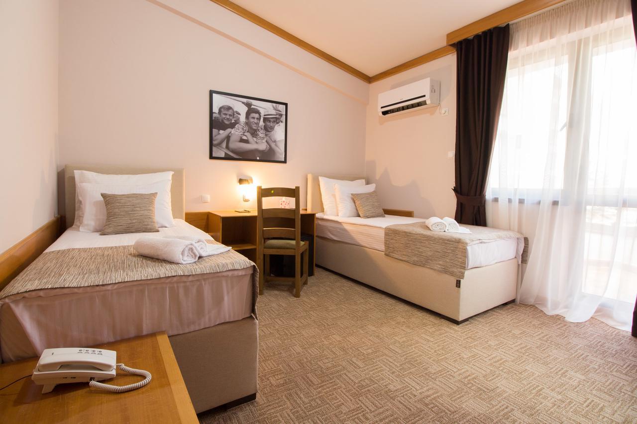 Hotel Yugoslavia Никшич Экстерьер фото